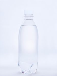 ペットボトル水